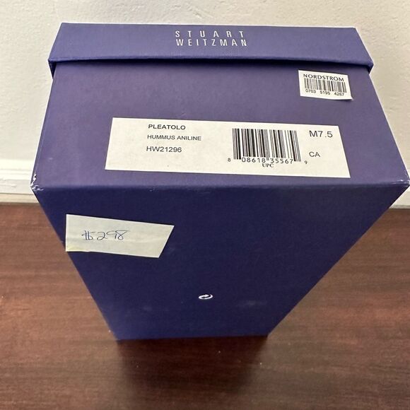 STUART WEITZMAN  sz 7,5 Patent Leather Wedge Heels Front Buckle Scrunch Toe - Picture 13 of 13